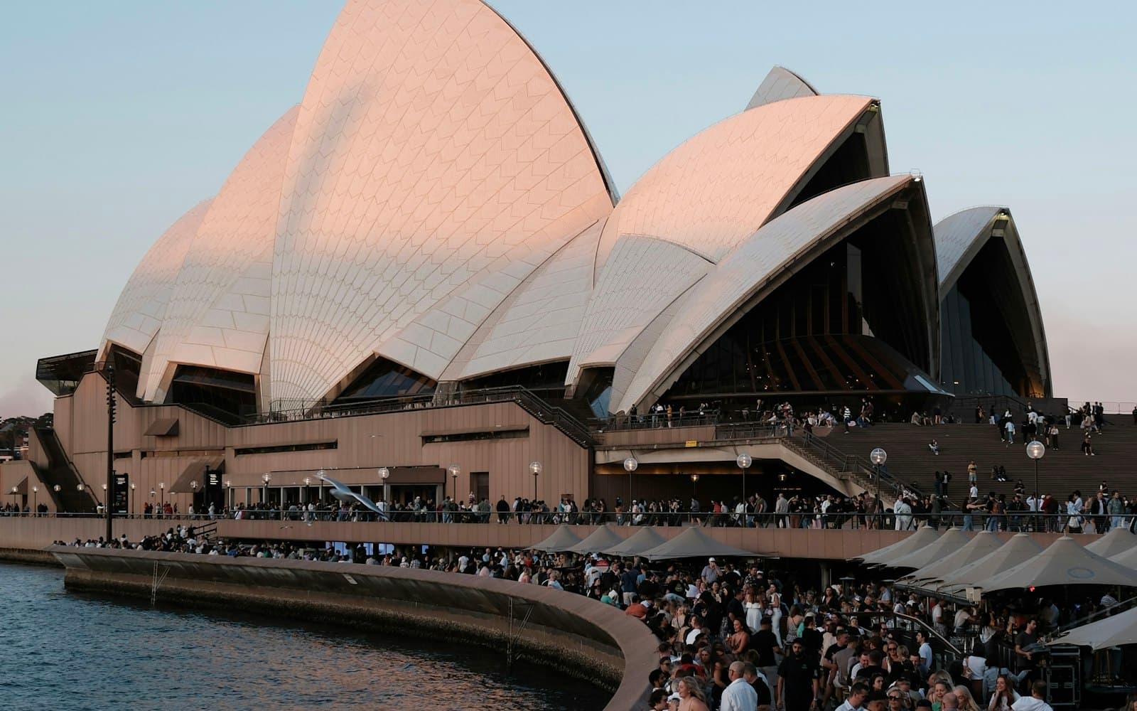 How One Restaurant Cut Food Waste by 33% in a Month with an AI Camera